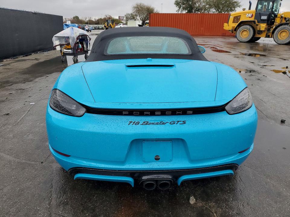 Photo 6 from auction – 2019 PORSCHE BOXSTER S with VIN WP0CB2A80KS228658