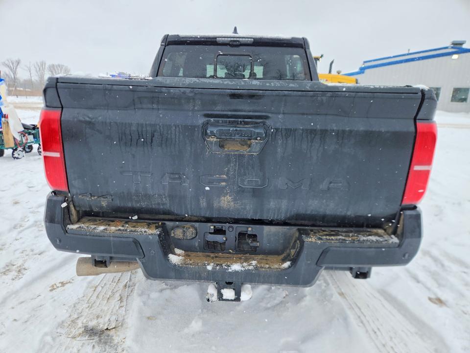 Photo 6 from auction – 2024 TOYOTA TACOMA with VIN 3TMLB5JN7RM026958