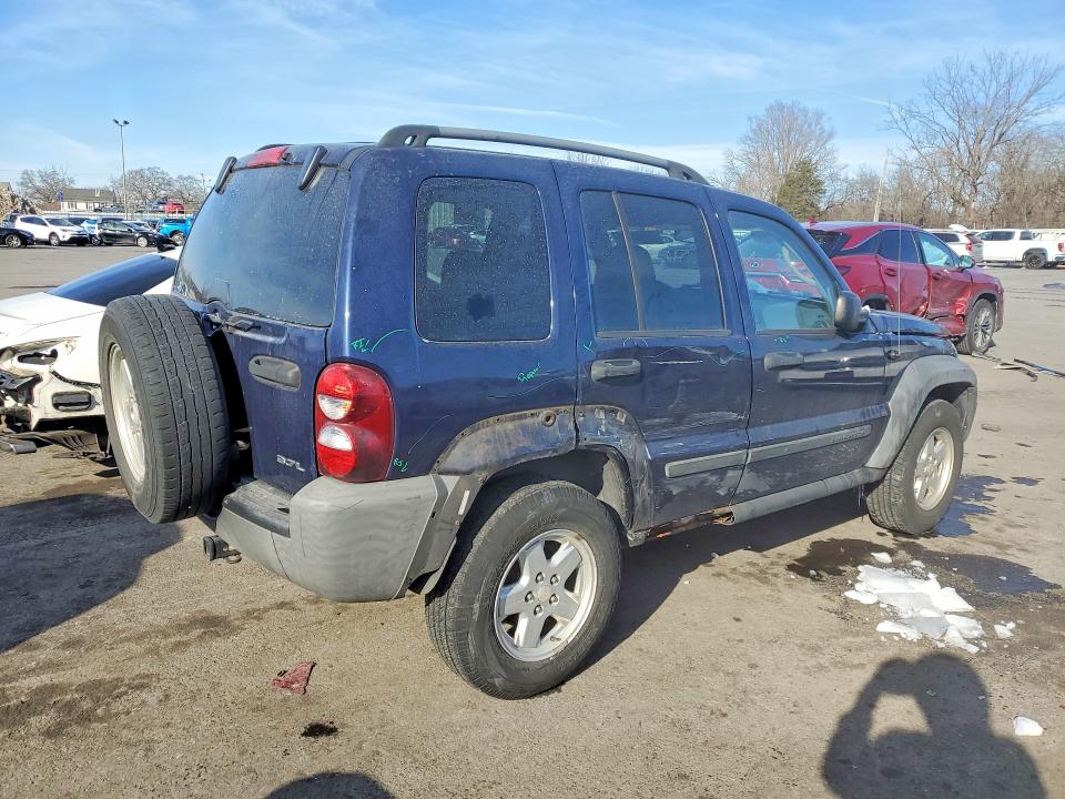 Photo 3 from auction – 2006 JEEP LIBERTY with VIN 1J4GL48K76W290692