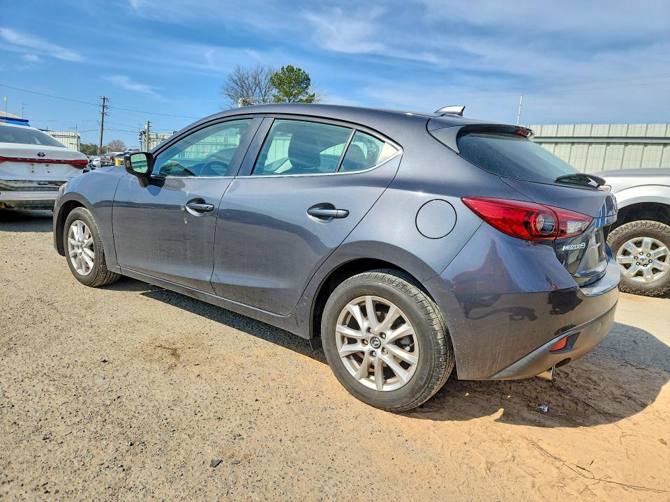 Photo 2 from auction – 2016 MAZDA 3 with VIN 3MZBM1N77GM272221