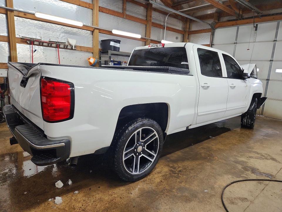 Photo 3 from auction – 2017 CHEVROLET SILVERADO with VIN 1GCUKREC7HF187863