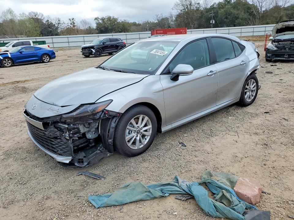 TOYOTA CAMRY 2025 with VIN 4T1DAACK3SU649266 - Photo from auction