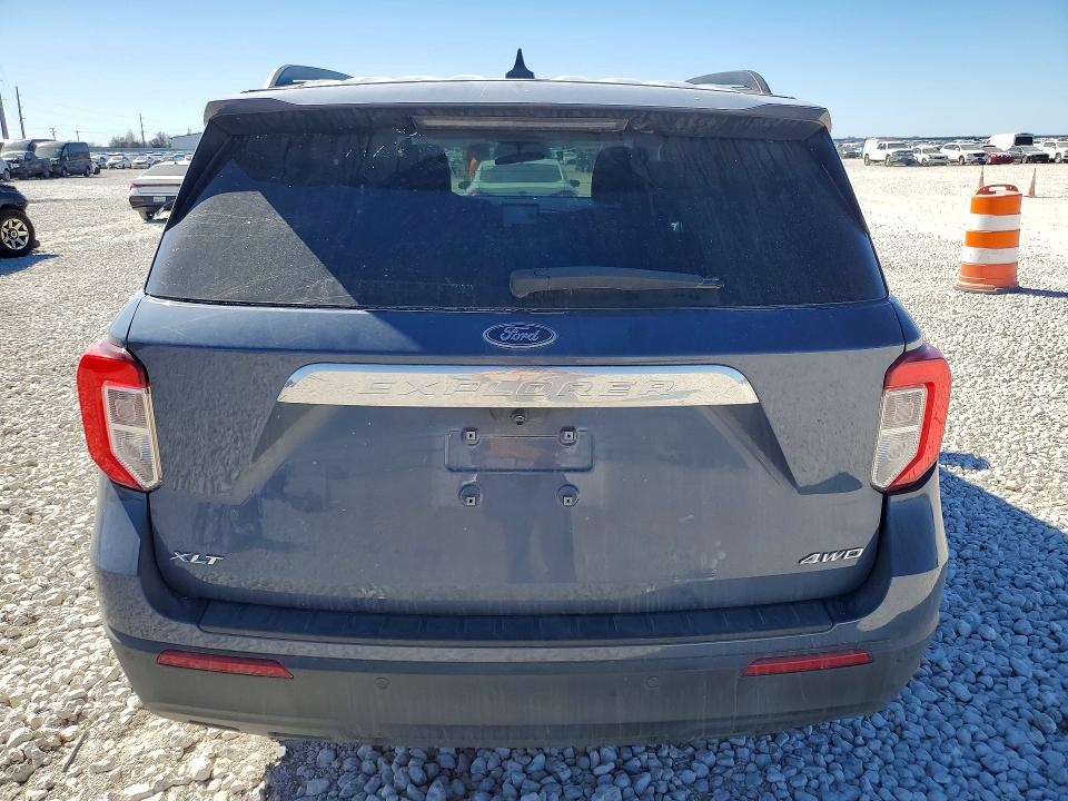 Photo 6 from auction – 2021 FORD EXPLORER with VIN 1FMSK8DHXMGC40439