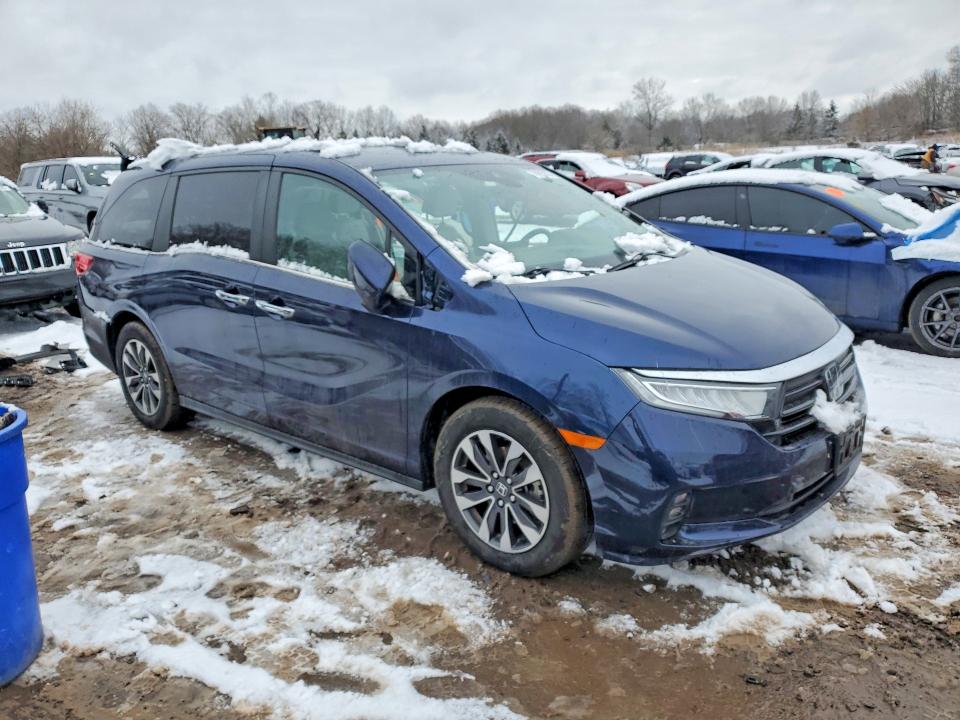 Photo 4 from auction – 2022 HONDA ODYSSEY with VIN 5FNRL6H72NB009715