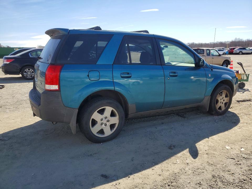 Photo 3 from auction – 2005 SATURN VUE with VIN 5GZCZ534X5S824869