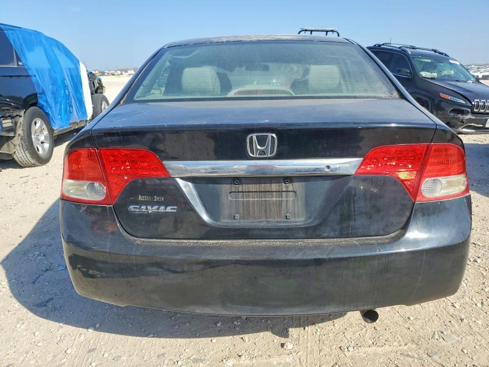 Photo 6 from auction – 2011 HONDA CIVIC LX with VIN 19XFA1F52BE003119