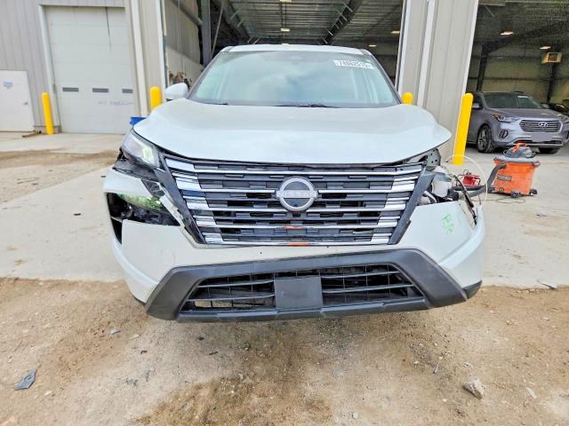 Photo 5 from auction – 2025 NISSAN ROGUE SV with VIN 5N1BT3BB3SC800014