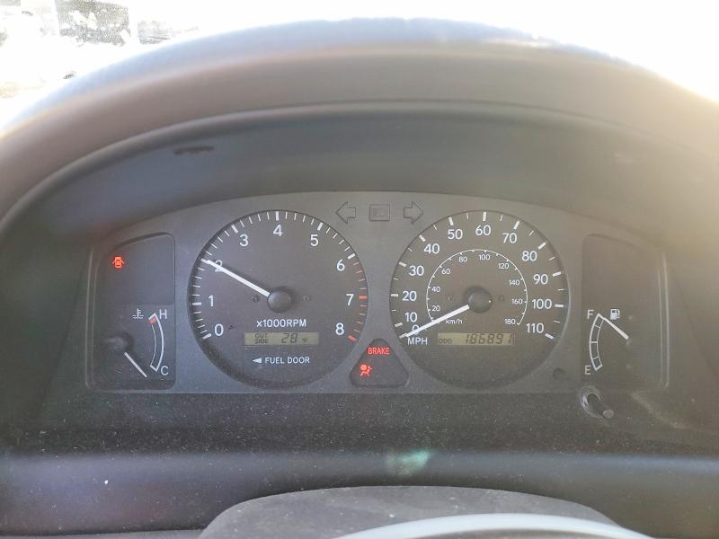 Photo 9 from auction – 2000 TOYOTA COROLLA VE with VIN 2T1BR18E4YC332478