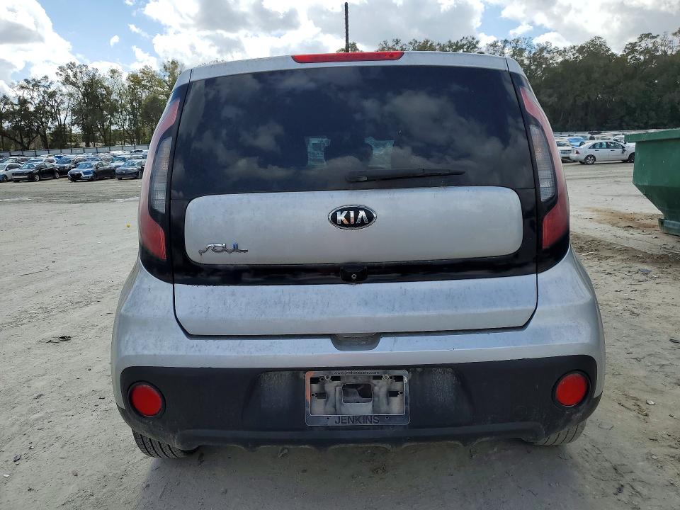 Photo 6 from auction – 2017 KIA SOUL with VIN KNDJN2A25H7450280