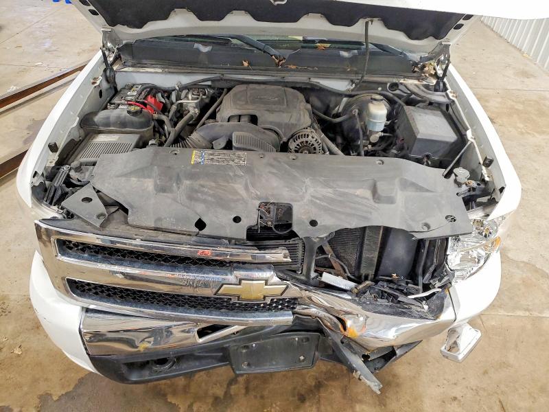 Photo 11 from auction – 2011 CHEVROLET SILVERADO with VIN 3GCPKSE31BG185178