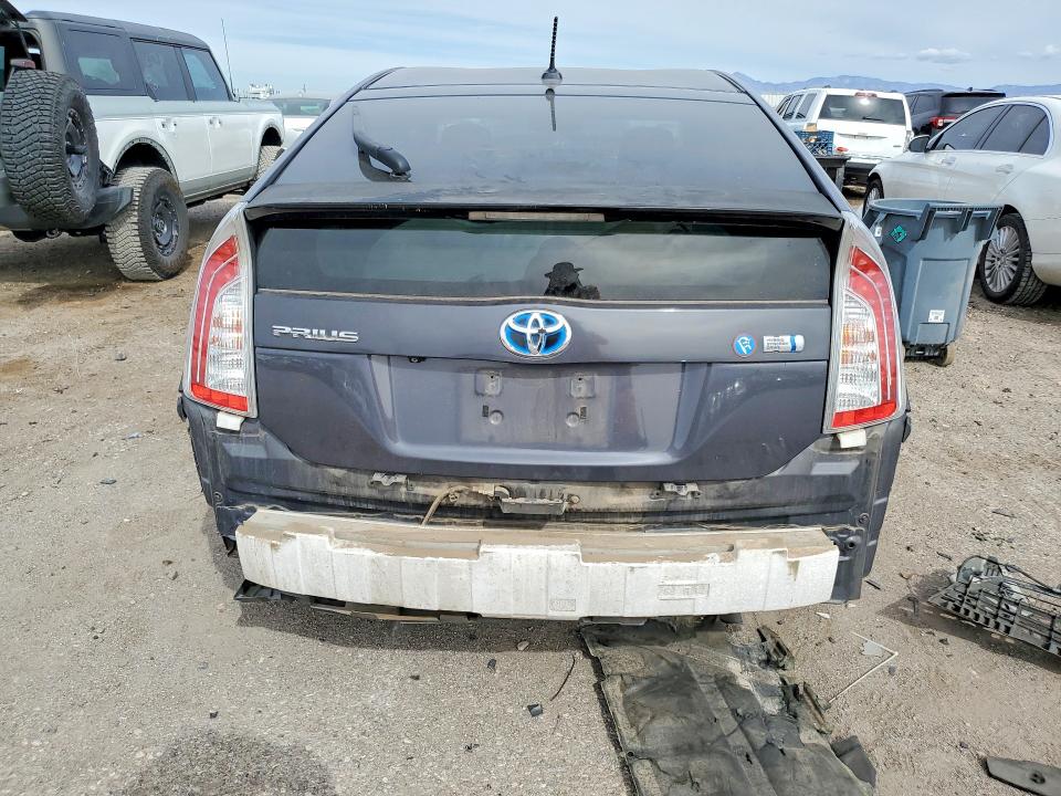 Photo 6 from auction – 2013 TOYOTA PRIUS with VIN JTDKN3DU1D1719766