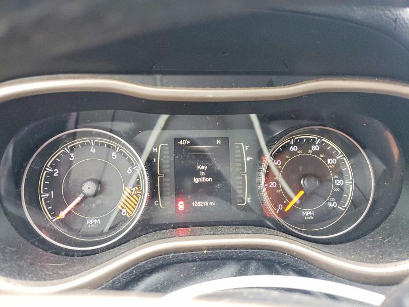 Photo 9 from auction – 2015 JEEP CHEROKEE with VIN 1C4PJMCS5FW521642