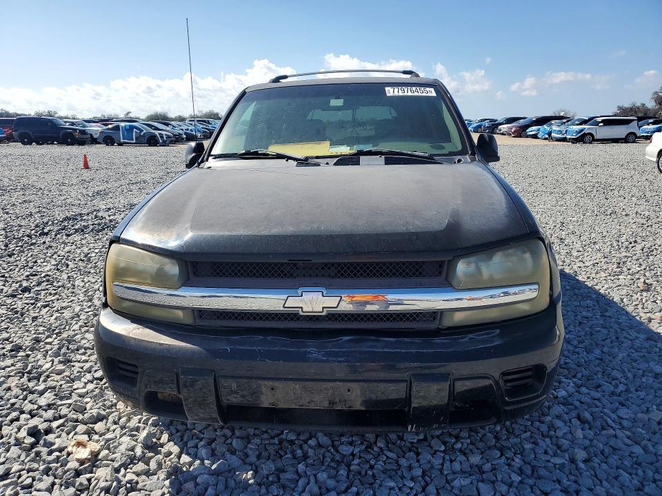 Photo 5 from auction – 2004 CHEVROLET TRAILBLAZE with VIN 1GNDS13SX42102194