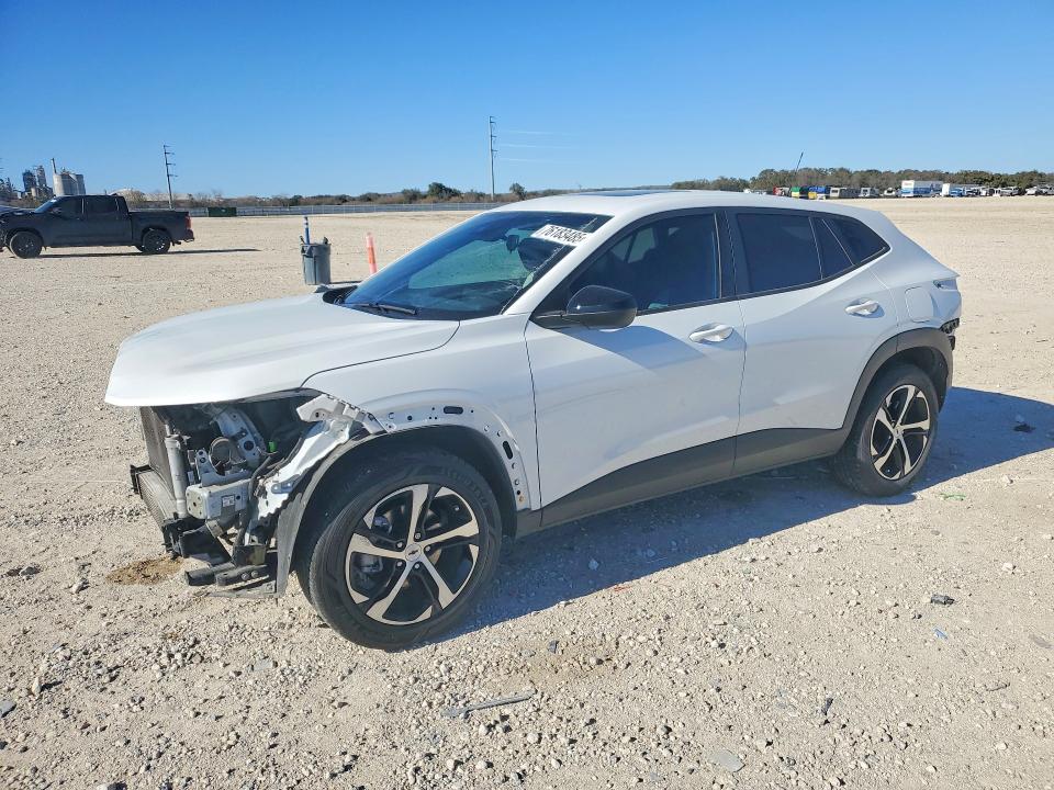 CHEVROLET TRAX 2025 with VIN KL77LGEP1SC022091 - Photo from auction