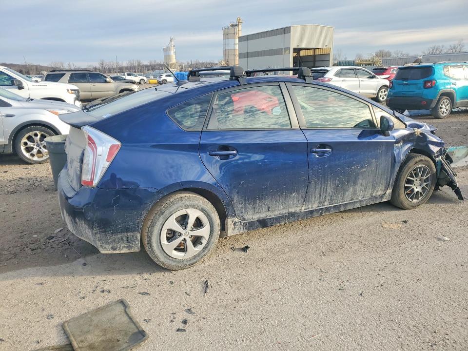Zdjęcie 3 z aukcji – 2012 TOYOTA PRIUS z VIN JTDKN3DU1C1562691
