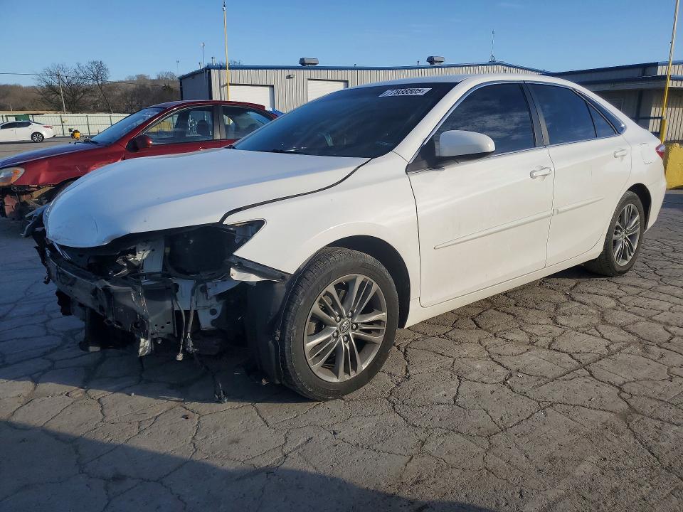TOYOTA CAMRY 2017 with VIN 4T1BF1FK6HU355969 - Photo from auction