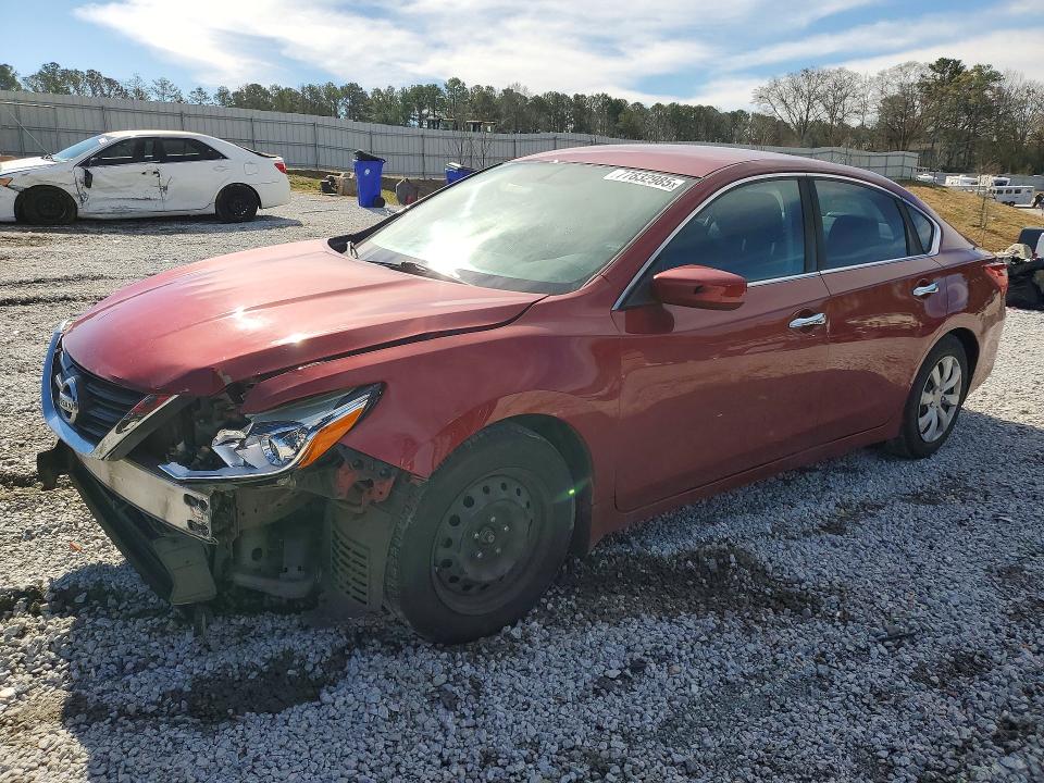 NISSAN ALTIMA 2017 with VIN 1N4AL3AP3HN324122 - Photo from auction