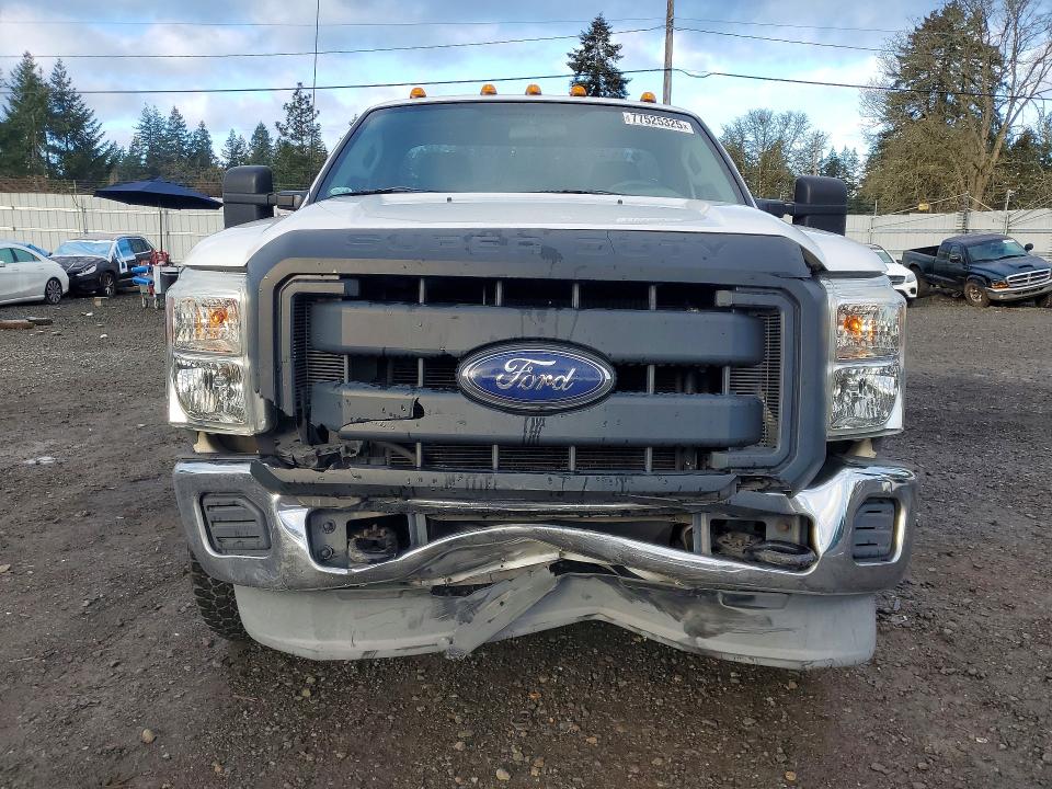 Photo 5 from auction – 2013 FORD F250 SUPER with VIN 1FTBF2B65DEB88057