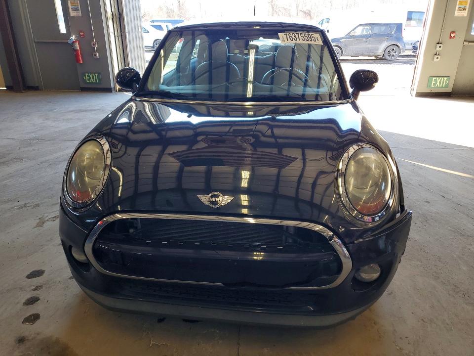 Photo 5 from auction – 2016 MINI COOPER with VIN WMWXP5C50G3B77462