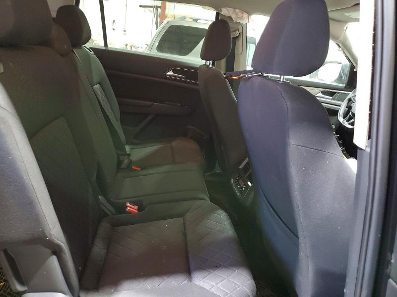 Photo 11 from auction – 2018 VOLKSWAGEN ATLAS with VIN 1V2GR2CA4JC516655