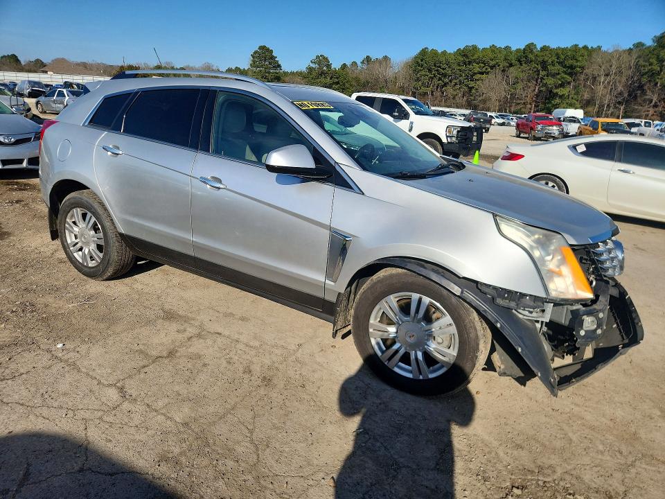Photo 4 from auction – 2015 CADILLAC SRX LUXURY with VIN 3GYFNBE34FS624096