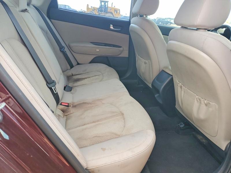 Photo 10 from auction – 2018 KIA OPTIMA with VIN 5XXGT4L33JG265269