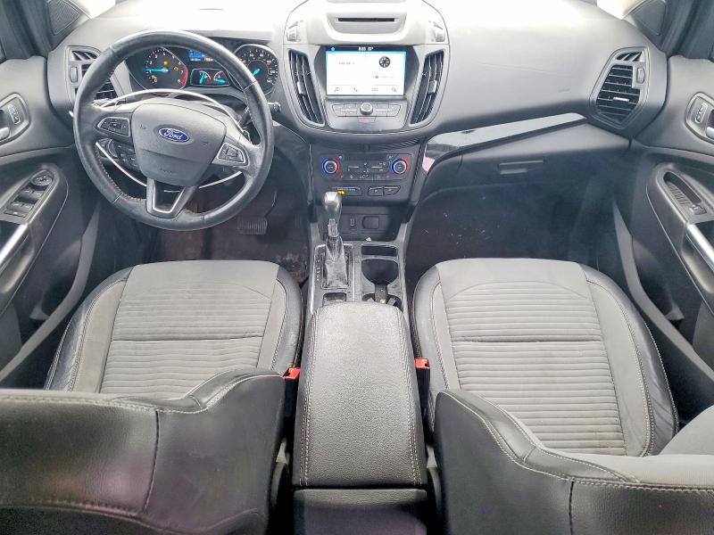 Photo 8 from auction – 2018 FORD ESCAPE with VIN 1FMCU9GD5JUB68897