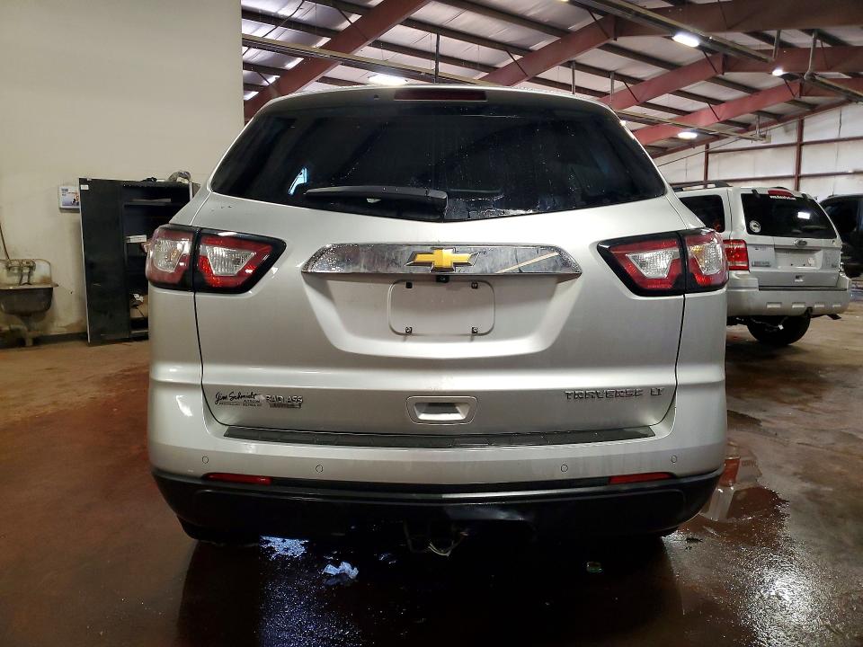 Photo 6 from auction – 2015 CHEVROLET TRAVERSE with VIN 1GNKRGKD4FJ280362