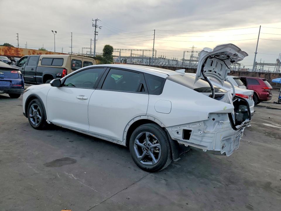 Photo 2 from auction – 2025 KIA K4 with VIN 3KPFT4DE5SE120725