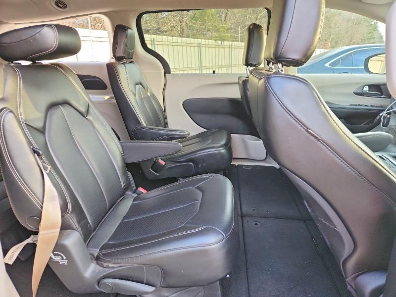 Photo 11 from auction – 2023 CHRYSLER PACIFICA with VIN 2C4RC1BG2PR552730