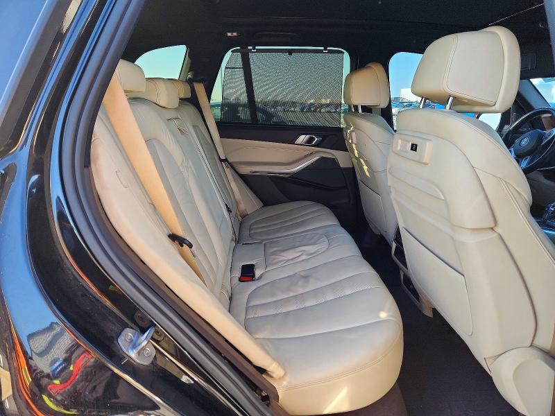 Photo 11 from auction – 2019 BMW X5 XDRIVE5 with VIN 5UXJU2C52KLN65331