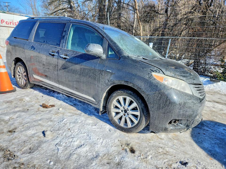 Zdjęcie 4 z aukcji – 2016 TOYOTA SIENNA z VIN 5TDDK3DC7GS136005