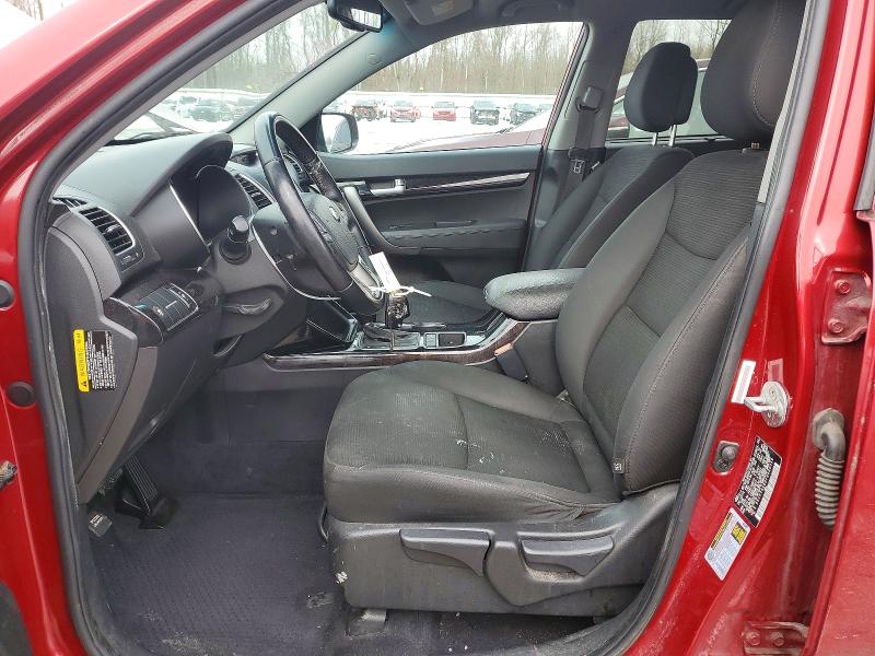 Photo 7 from auction – 2015 KIA SORENTO with VIN 5XYKT4A62FG620359