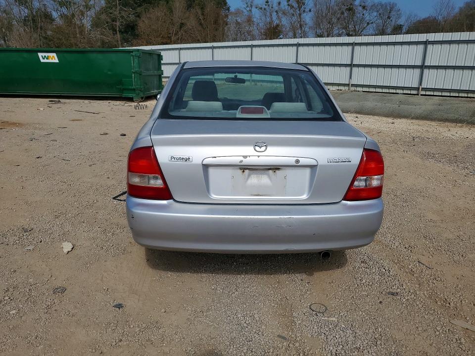 Photo 6 from auction – 2001 MAZDA PROTEGE with VIN JM1BJ222810408201