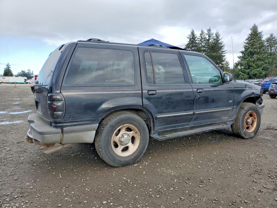 Photo 3 from auction – 1998 FORD EXPLORER with VIN 1FMZU34E7WZB91547