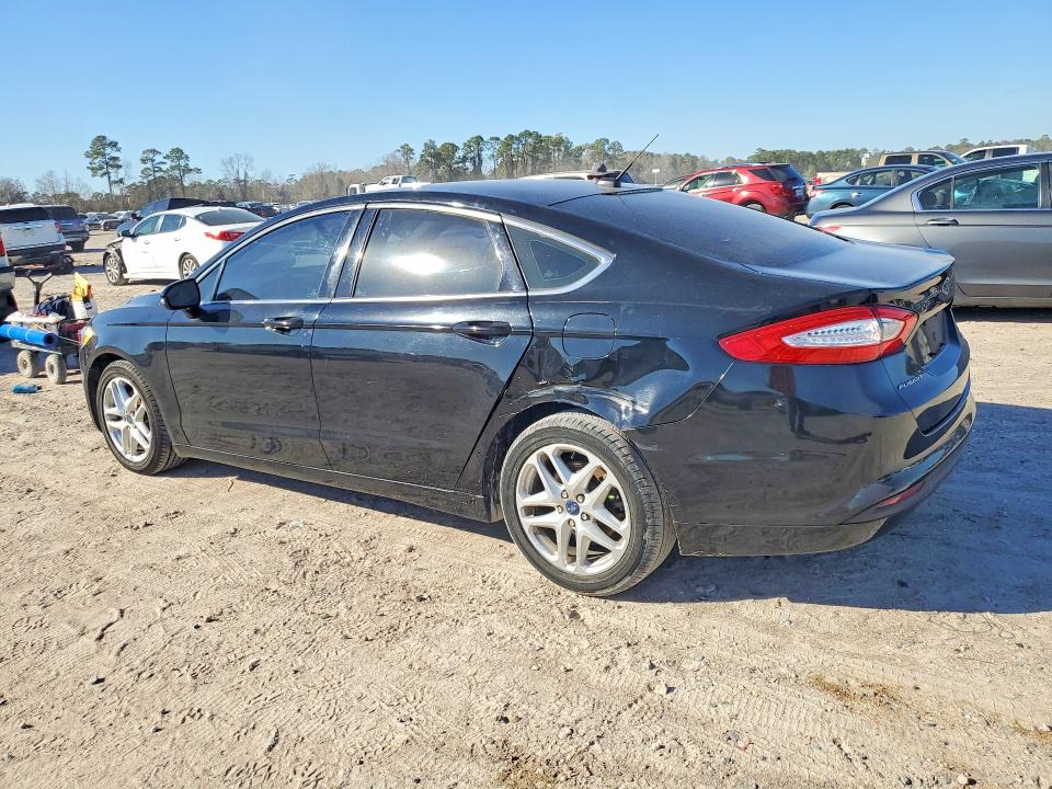 Photo 2 from auction – 2016 FORD FUSION with VIN 3FA6P0HD2GR130147