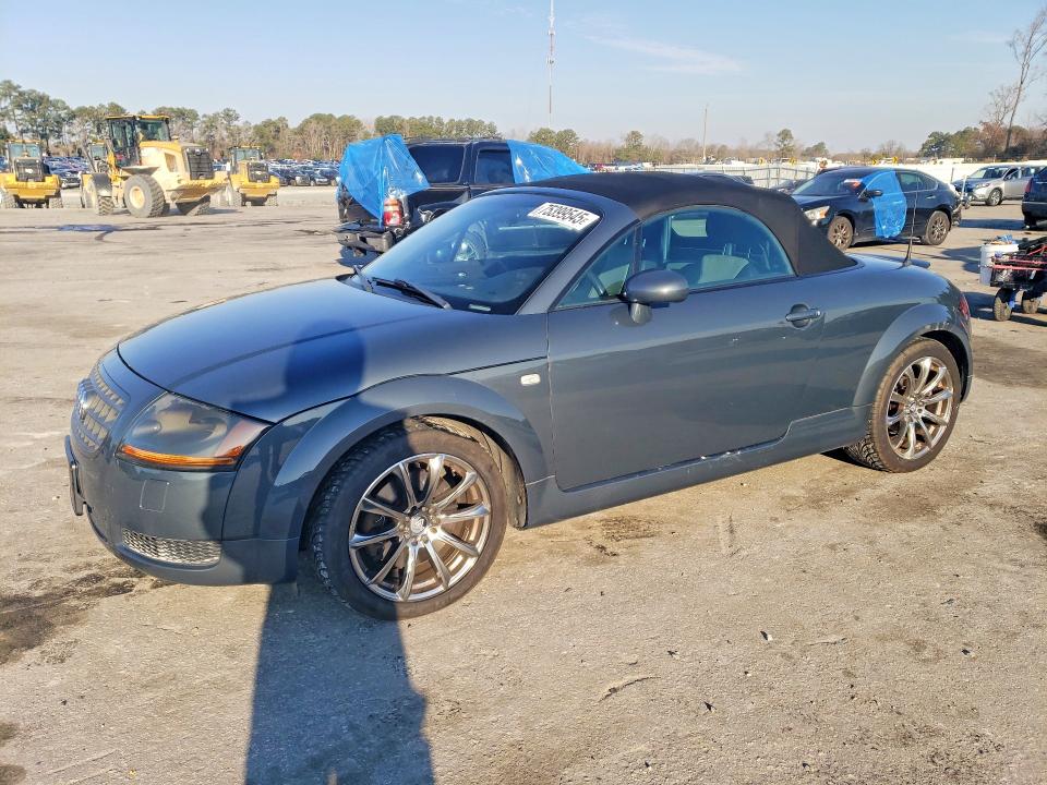 AUDI TT QUATTRO 2003 with VIN TRUUT28N231013986 - Photo from auction