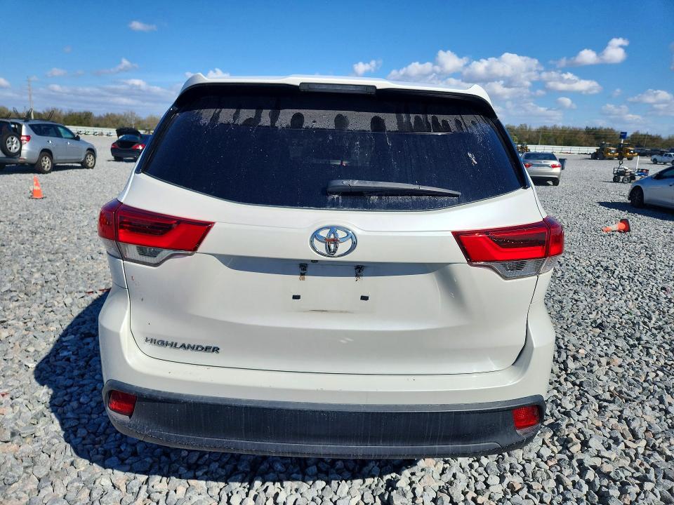 Photo 6 from auction – 2019 TOYOTA HIGHLANDER with VIN 5TDZARFH1KS048774
