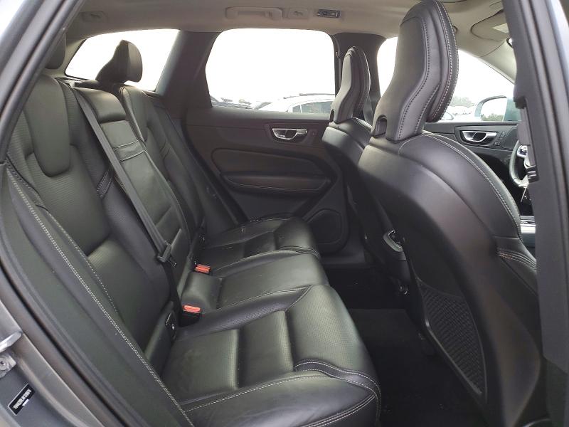 Photo 11 from auction – 2019 VOLVO XC60 with VIN YV4A22RLXK1318676