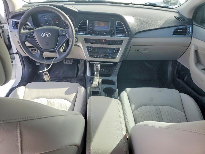 Photo 8 from auction – 2016 HYUNDAI SONATA with VIN KMHE24L12GA040267