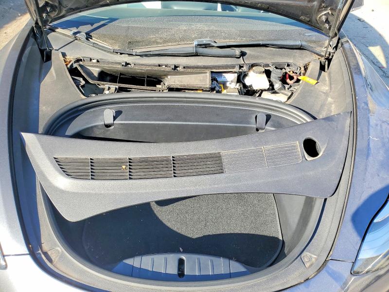 Photo 11 from auction – 2018 TESLA MODEL 3 with VIN 5YJ3E1EB4JF183937