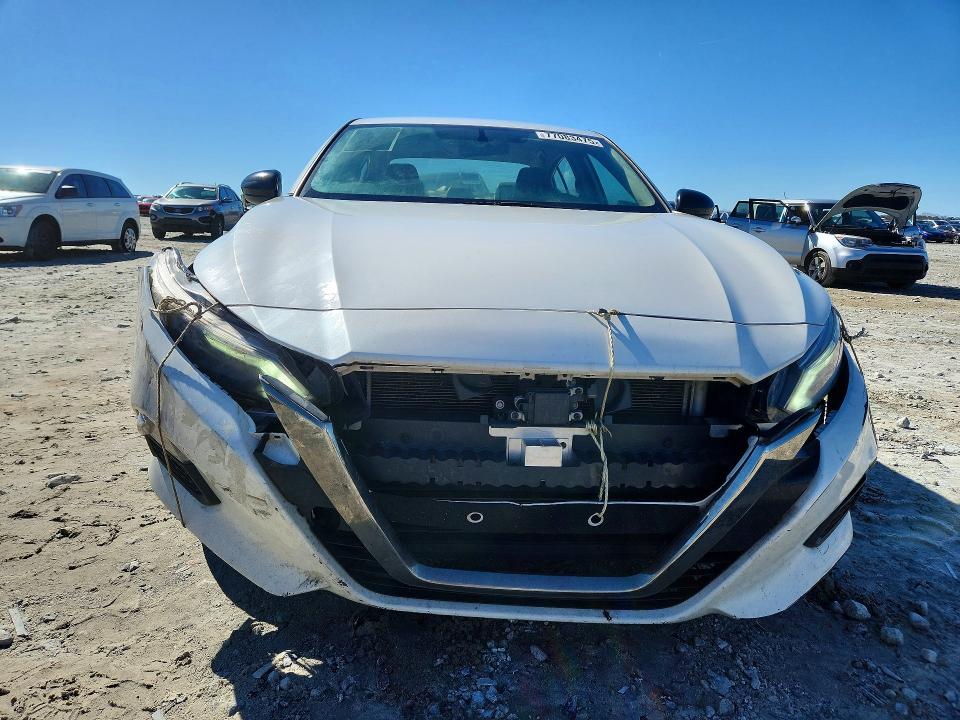 Photo 5 from auction – 2019 NISSAN ALTIMA with VIN 1N4BL4CV8KN306390