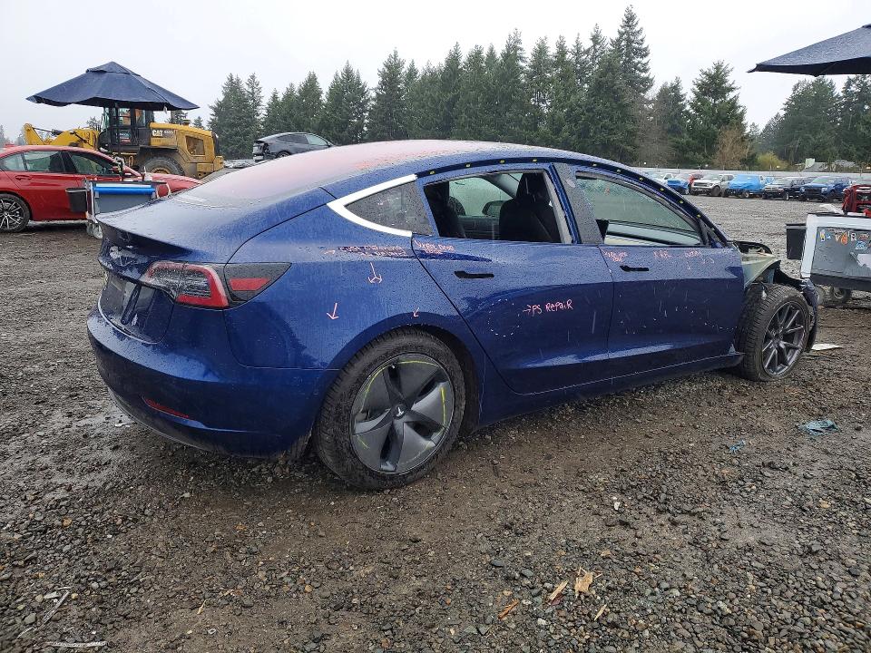 Photo 3 from auction – 2018 TESLA MODEL 3 with VIN 5YJ3E1EA9JF019462