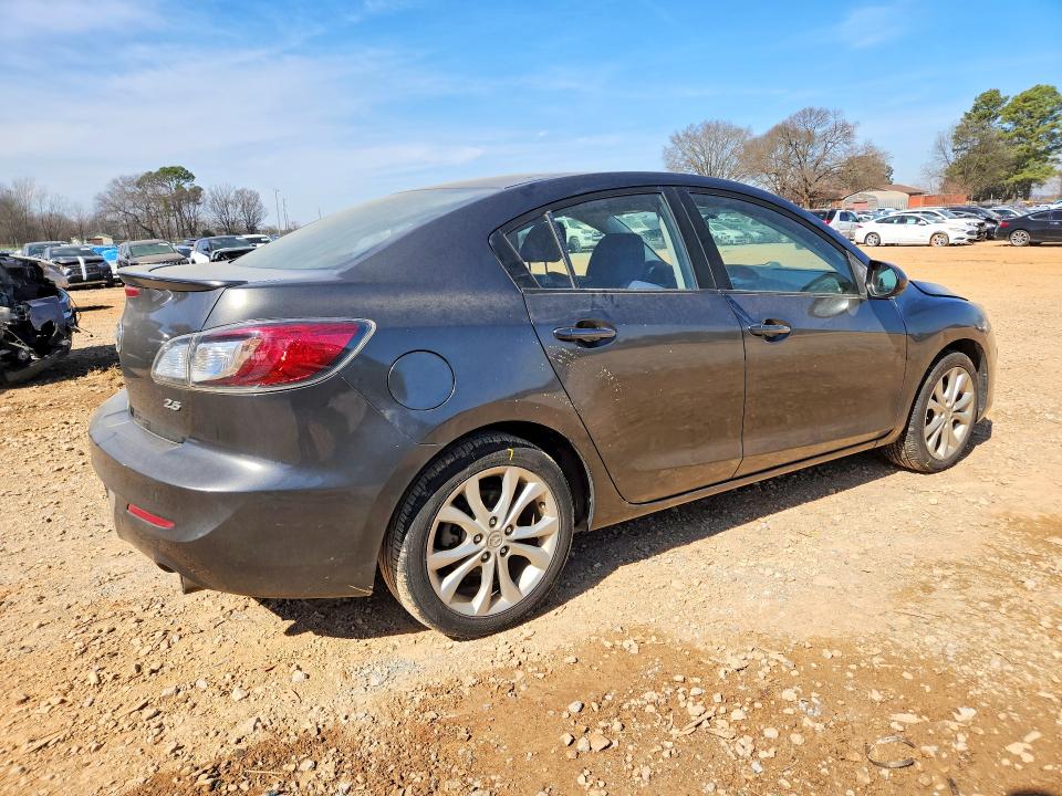 Photo 3 from auction – 2011 MAZDA 3 with VIN JM1BL1U55B1387122