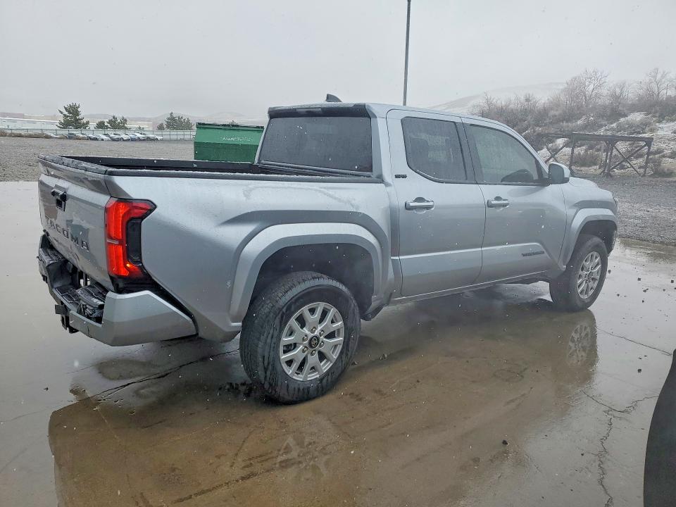 Photo 3 from auction – 2025 TOYOTA TACOMA DOU with VIN 3TMLB5JN8SM160447