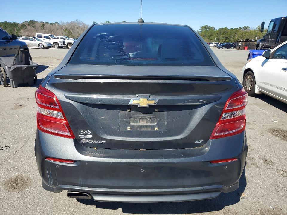 Photo 6 from auction – 2017 CHEVROLET SONIC with VIN 1G1JD5SH1H4113820