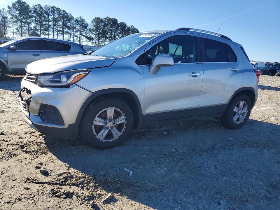 CHEVROLET TRAX 2019 with VIN KL7CJLSB4KB962834 - Photo from auction
