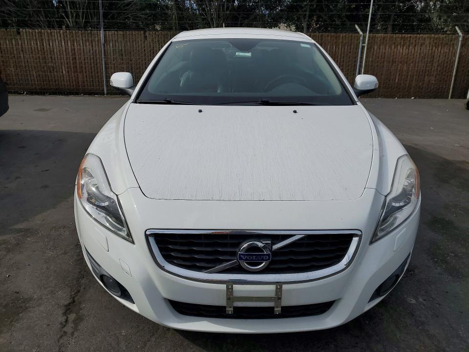 Photo 5 from auction – 2011 VOLVO C70 with VIN YV1672MC0BJ118580