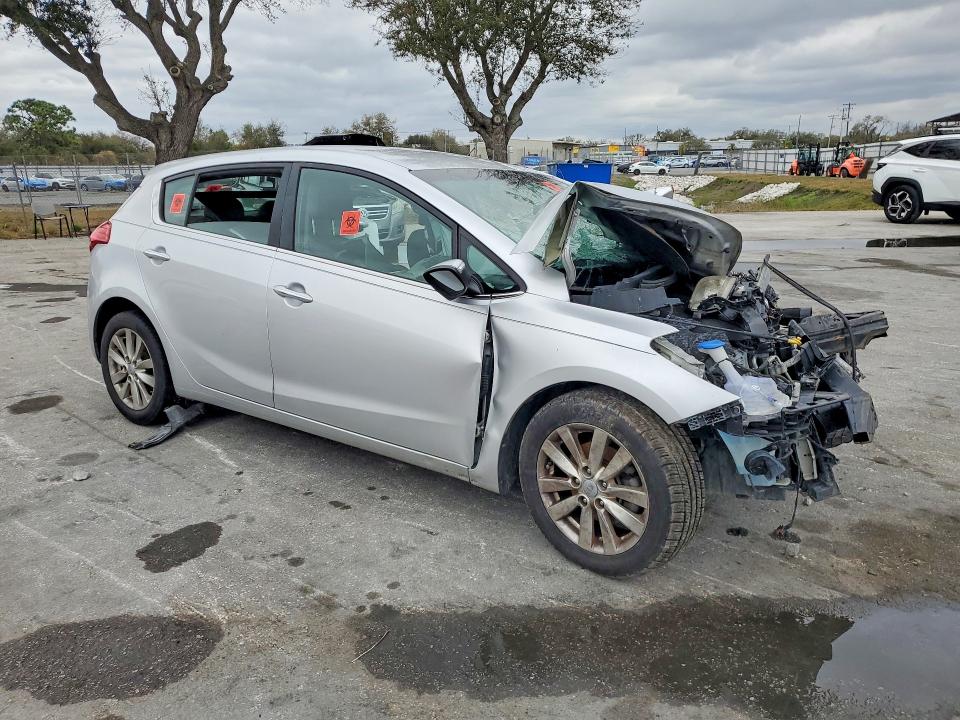 Photo 4 from auction – 2015 KIA FORTE EX with VIN KNAFX5A89F5267007