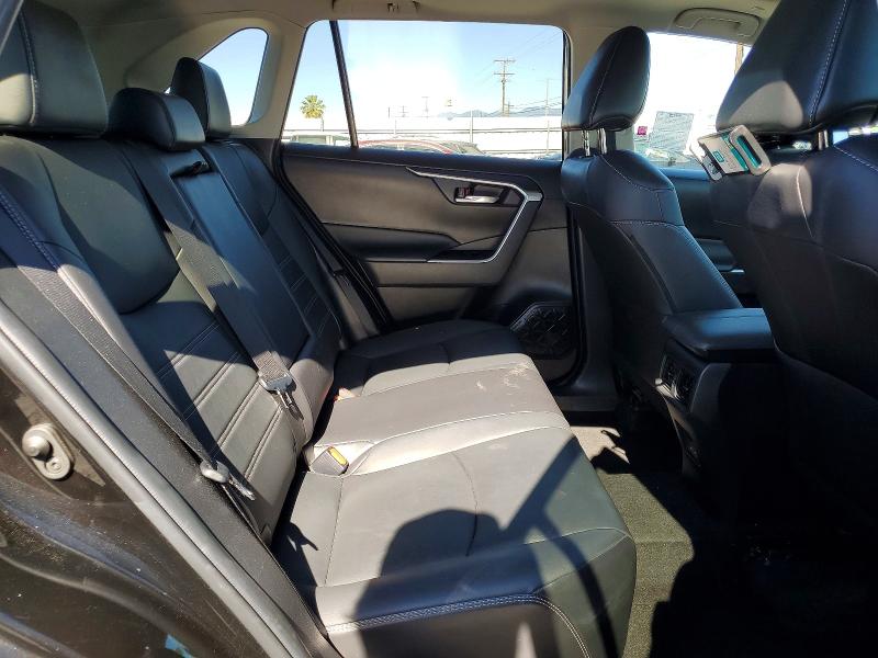 Photo 11 from auction – 2023 TOYOTA RAV4 with VIN 2T3C1RFV9PW270237